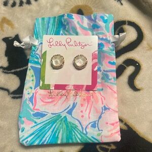 BRAND NEW White Iridescent Lilly Pulitzer earrings!
